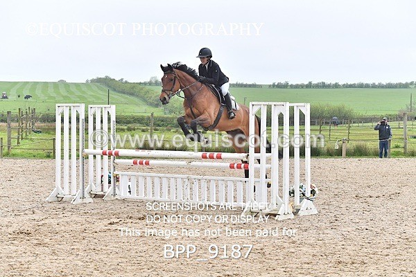 BPP_9187 - CLASS 29 SUN Veterans Show Jumping