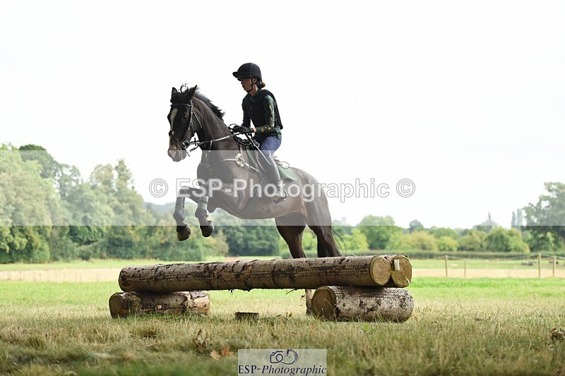 230817-132040-02014 - Kay's 1st Group - XC