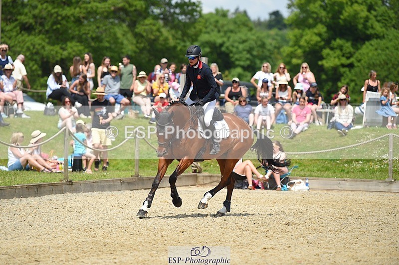 230528-125004-15863 - 381-CAROLINES_AIR_KM-Izzy_Taylor-SUNTrotUp+SJ