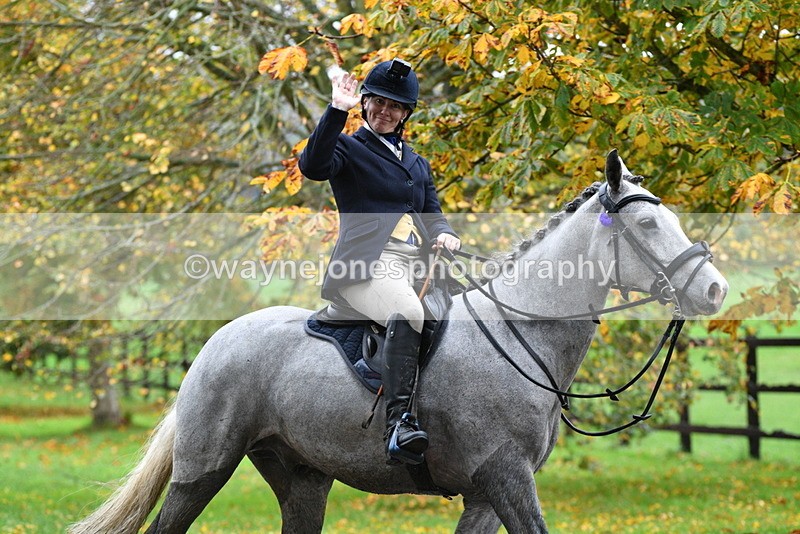 WJ5_6406 - B&B walk back for Hunt Tea !