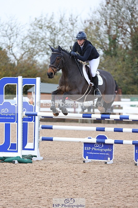 231112A-123405-04060 - Cls 19 Snr 1.05m Open