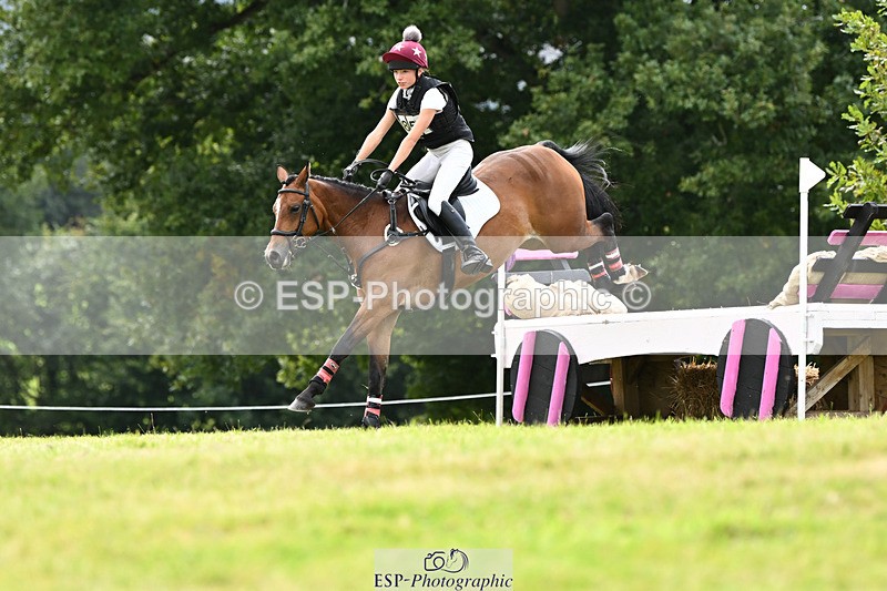 240825X-161743-36719 - 80cm XC 15.30 to 16.30