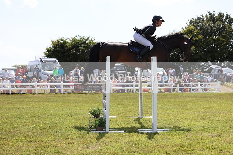 3E7A2973 - Class A: Showjumping Senior Open 1.25