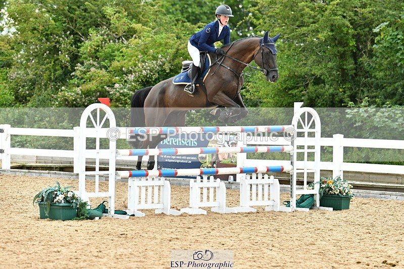 230721A-143624-06999 - Cls 22, 1 Star Gold 1.30m