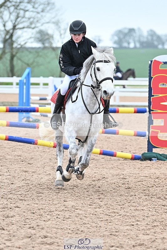 240128A-112206-00511 - Cls 3 Pony Discovery and 90cm Open