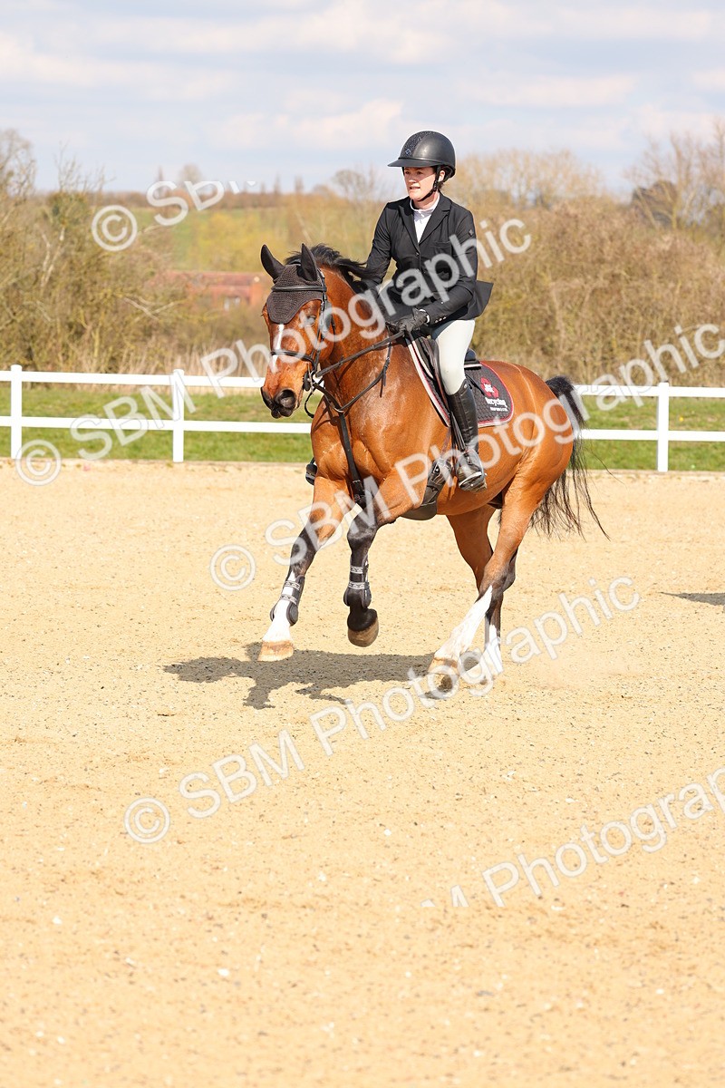 SBM_001515 - Class 4 - Senior Newcomers - 1.10m