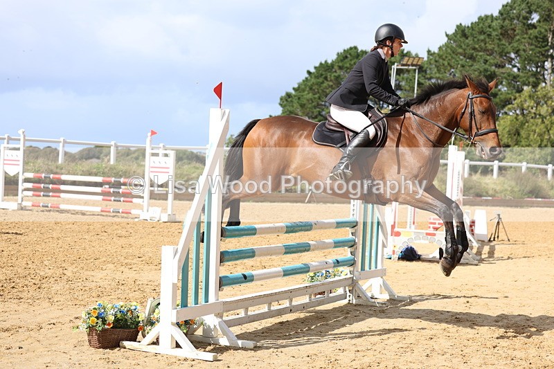 3E7A9787 - Class 10: Senior 95cm open