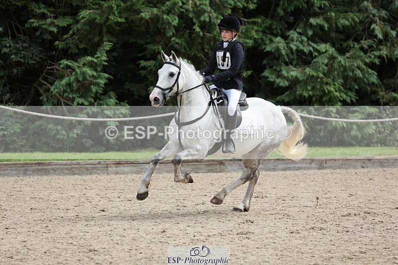 240823X-140113-18136 - 70cm R1 13.45 to 15.30