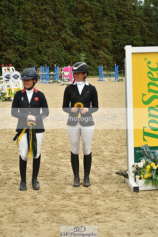 250525A-162258-18927 - Presentations Section D CCI 4 Star