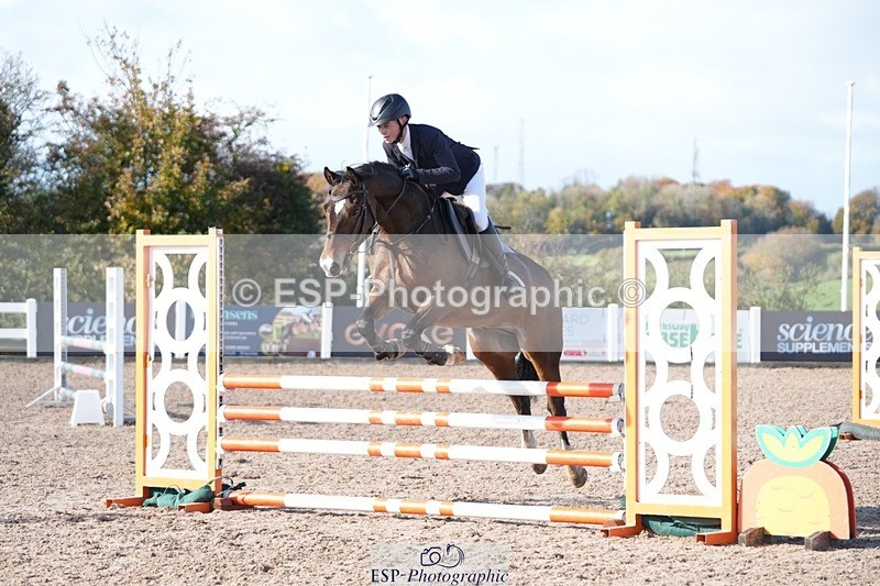 251025-130608-00472 - Cls 9 Pony Winter Discovery and 90cm