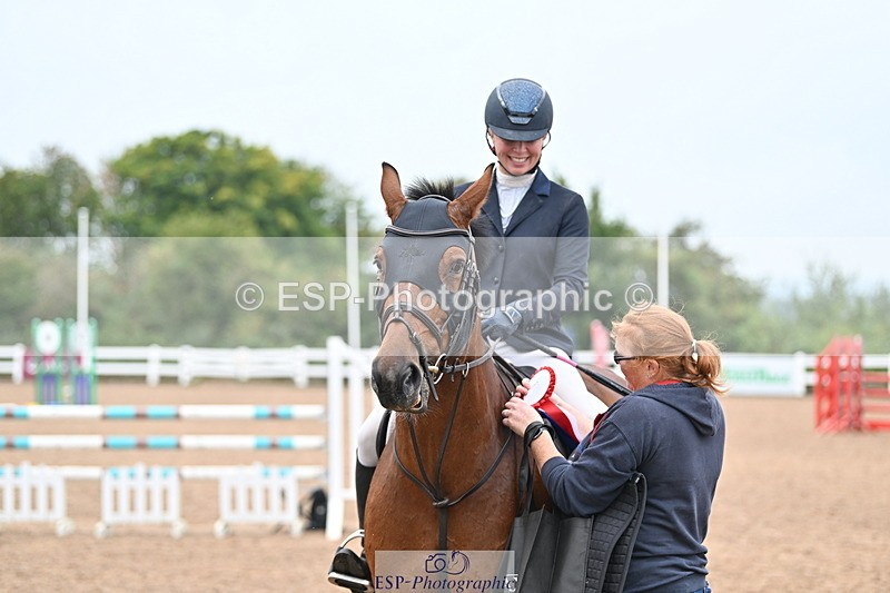 240907A-120604-01307 - Cls 8 1.05m Amateur Qualifier