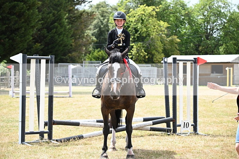 WJ6_5538 - Class 12 Minimus Jumping 45cm