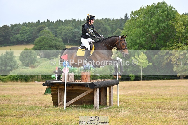 250803A-125805-13557 - M-568-Bethany.Hull-CARRICK.DIAMOND.OLIVER