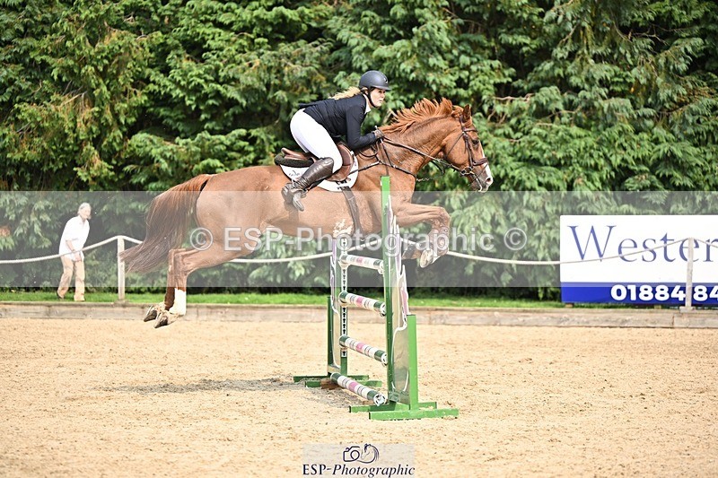 240818-152816-05224 - Cls 12A Snr Foxhunter & 1.20m Open