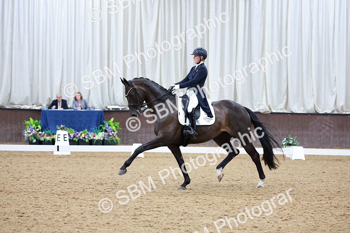 SBM_021648 - Class 14 - FEI Grand Prix - 18.52-19.37