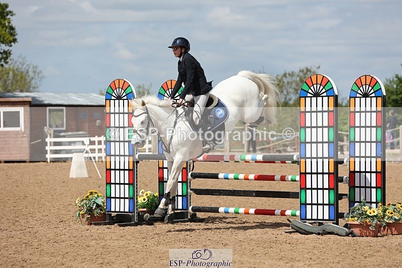 250504-124705-02589 - Cls 5 Pony Foxhunter and 1.10m Open