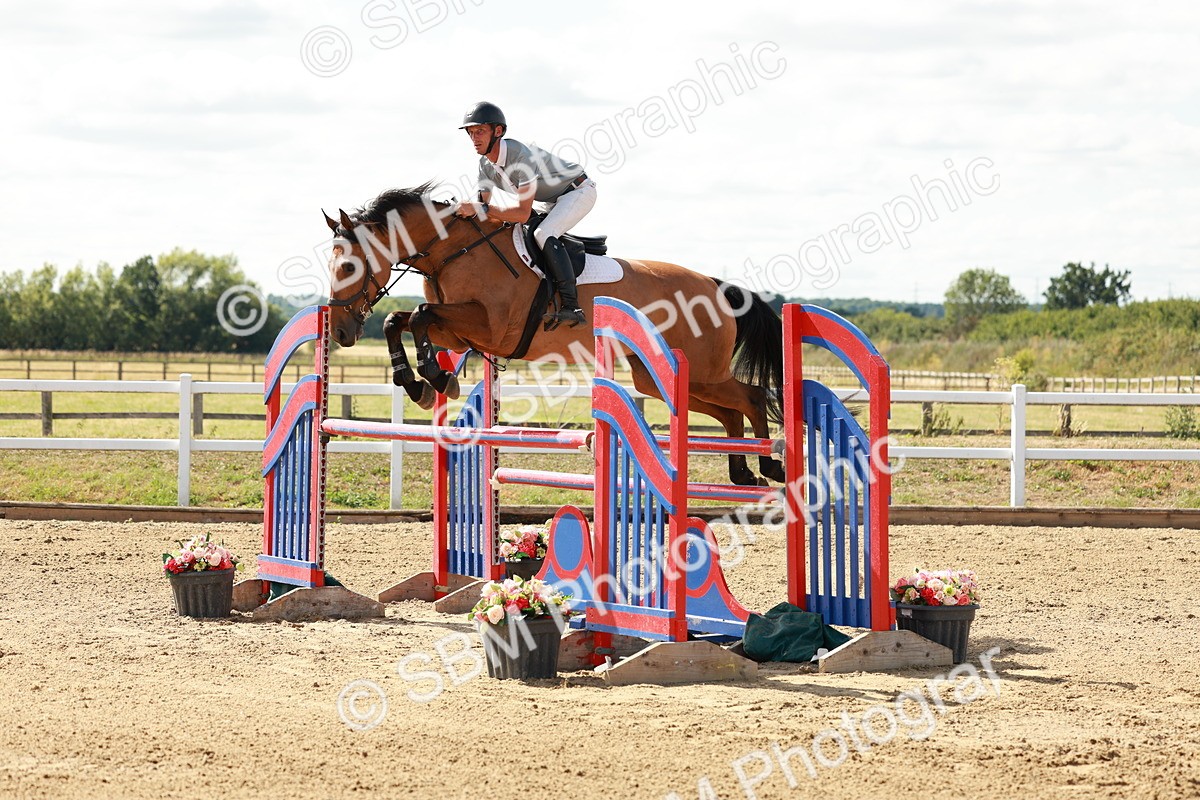 SBM_020463 - Class 23 - Senior Foxhunter - 1.20m