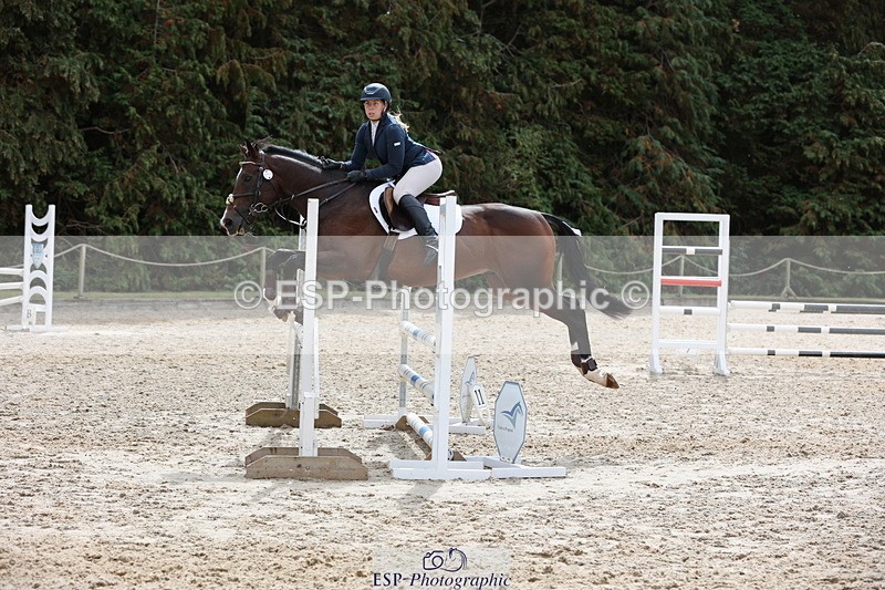 250829A-113110-01395 - Cls 7 British Novice and 90cm