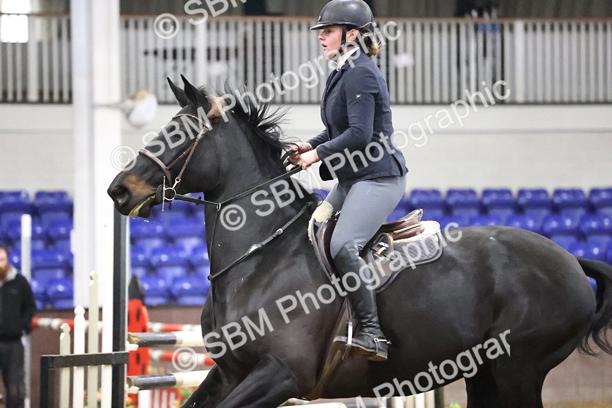 SBM_002040 - Class 10 - Senior Newcomers - 1.10m