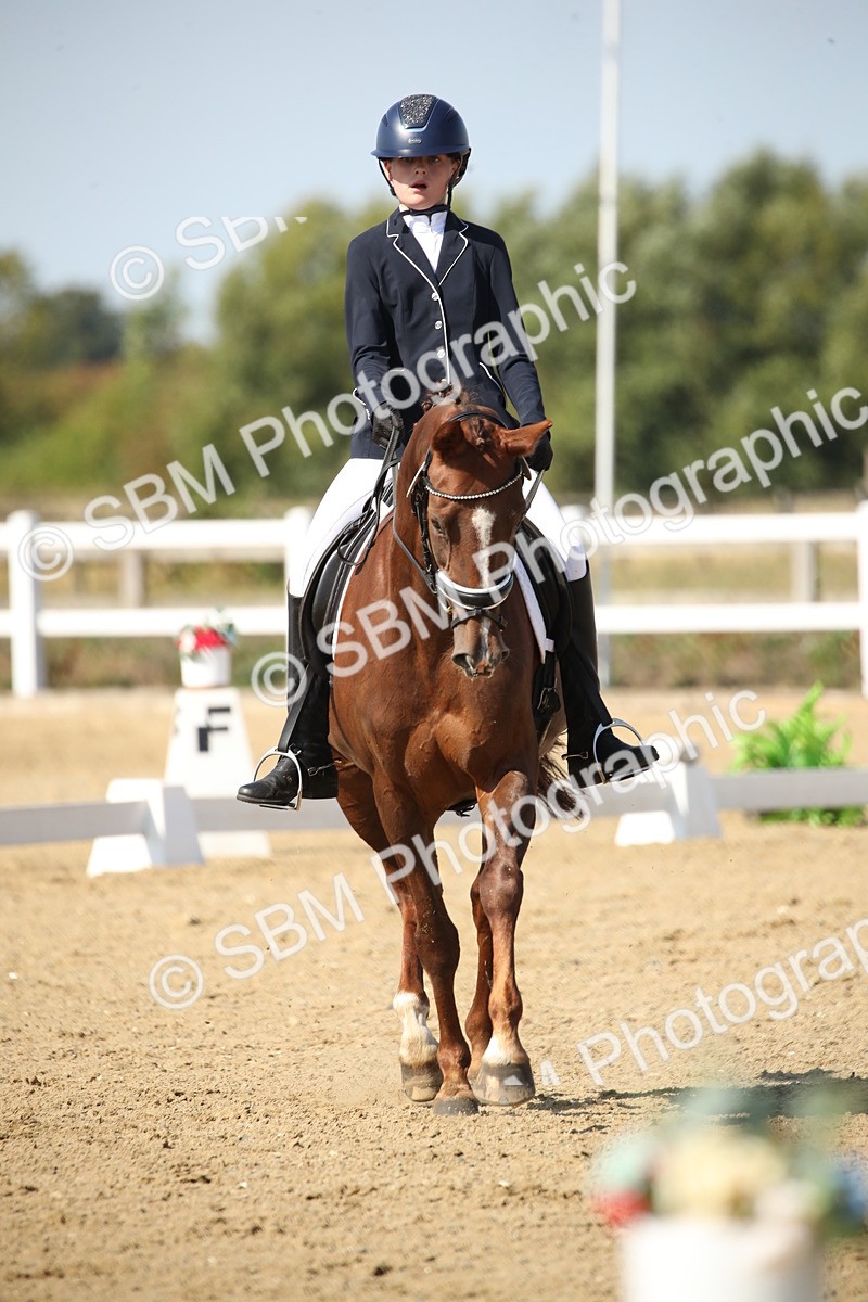 SBM_004199 - Class 11 - Novice 5 - 10.24-11.20