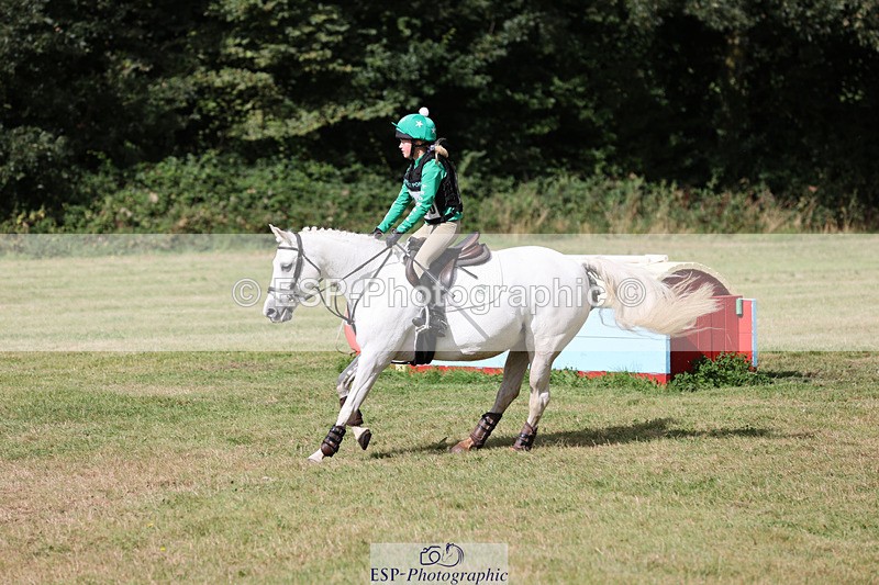 240825X-102039-31566 - 70cm XC 10.00 to 11.00