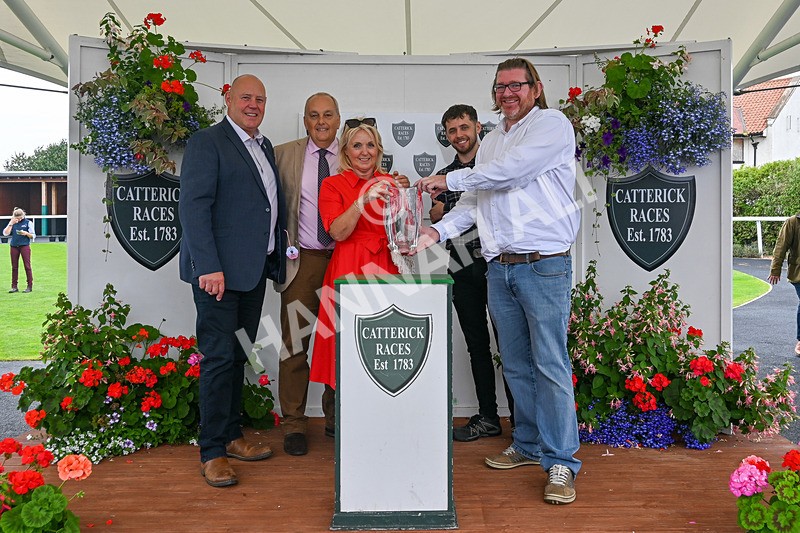 280824-Race 1-Nala Star-4635 - Race 1