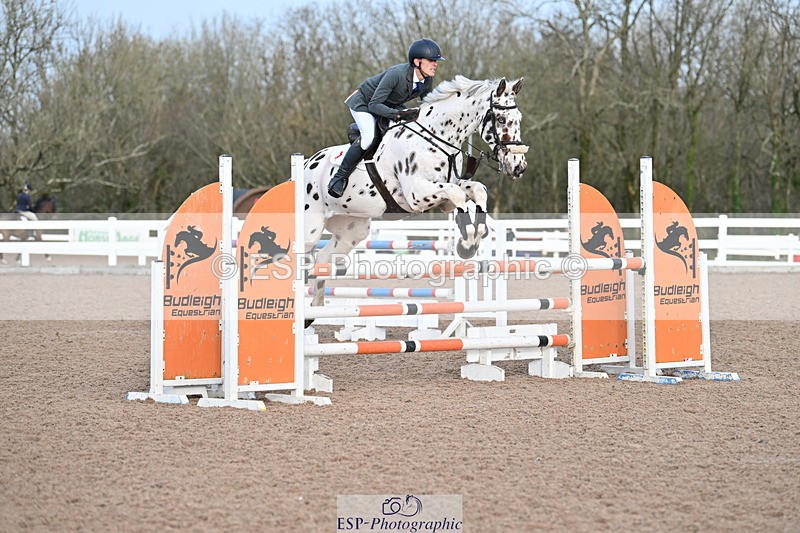 231208A-113941-00552 - Cls 4 Snr 1.05m Open