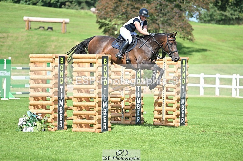 230909-114232-05266 - Cls 11 Snr Foxhunter & 1.20m Open