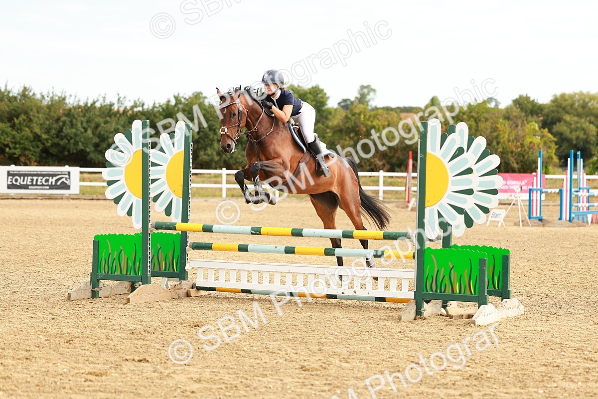 SBM_002189 - Class 9 - Senior British Novice - 90cm