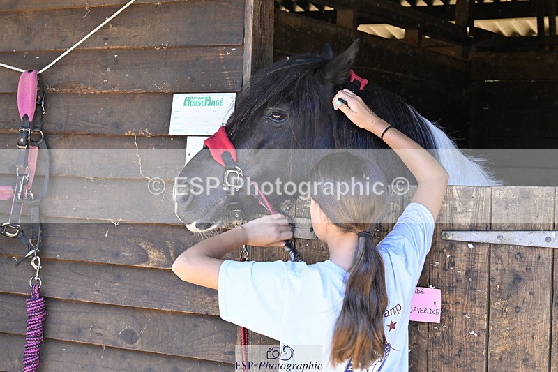240728B-092608-00015 - Sunday Stable Shots and Fancy Dress