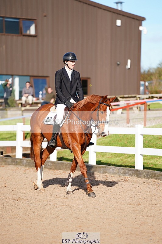 241027A-140520-03090 - SUN Cls 15-17 Children on Horses