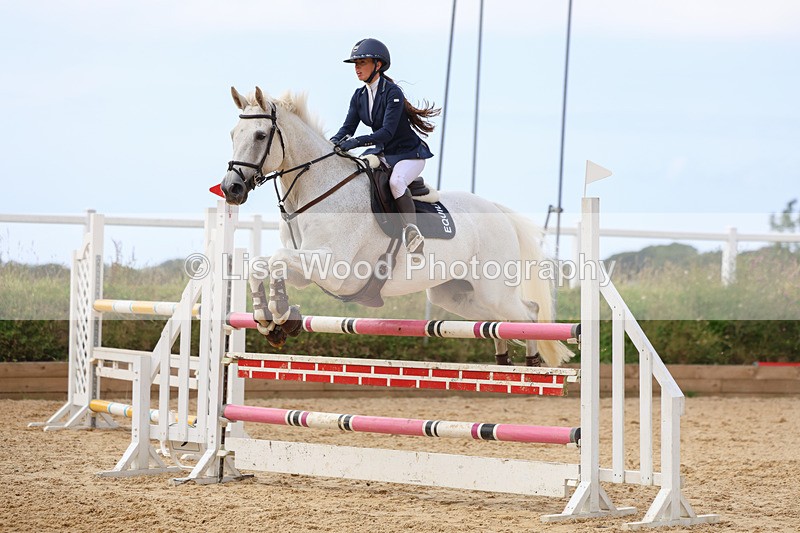 3E7A1756 - Class 13: Senior Newcomers/1.10m open