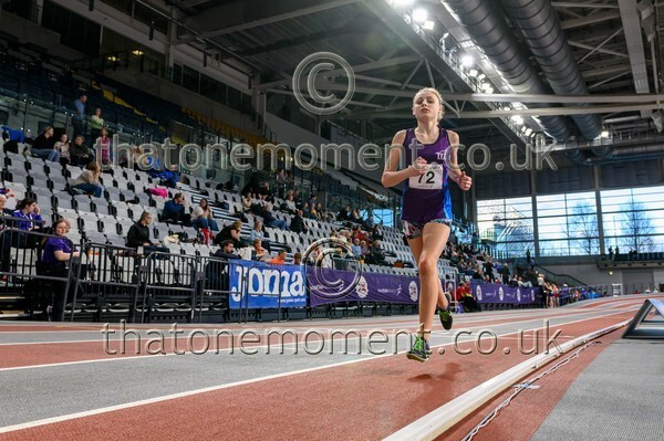 CEREL-816737 - Track Female Set Two