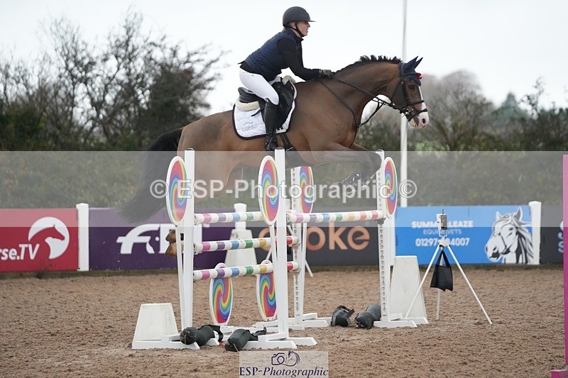 251107-135540-01278 - Cls 6 Foxhunter and 1.20m Open