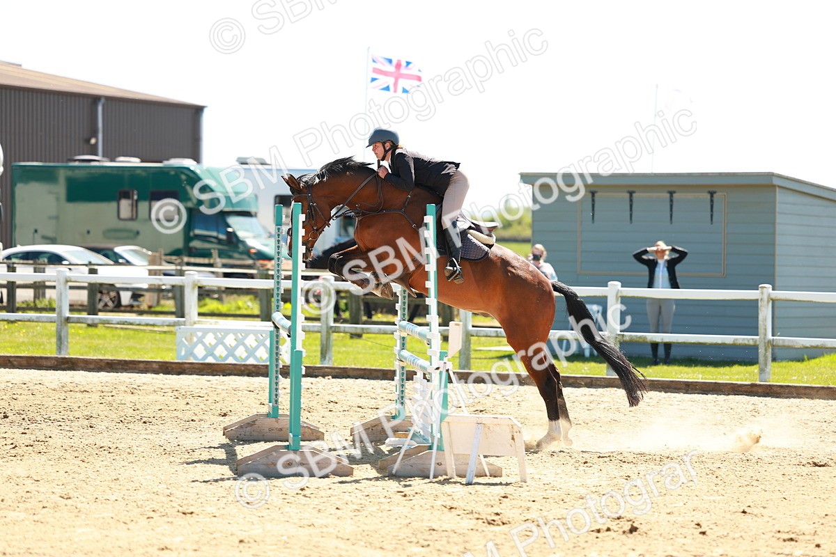 SBM_001376 - Class 4 - Senior Newcomers 1.10m