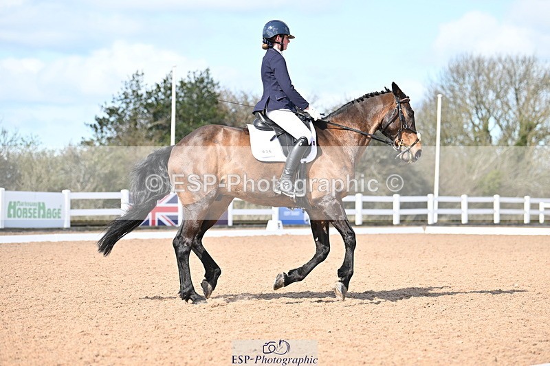 240324A-125130-02406 - Novice 28, 12.15 to 13.00