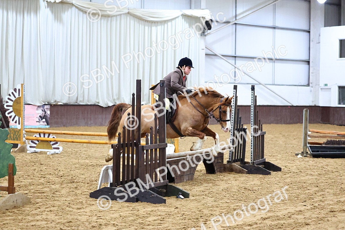SBM_003164 - Class 35 - 60cm Training Stakes