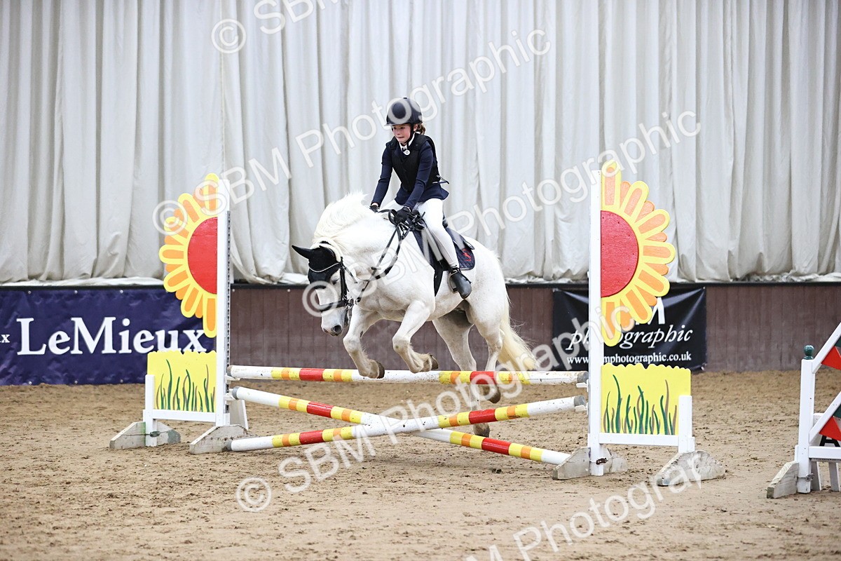 SBM_001377 - Class 5 - Henlow Veterinary Hospital 70cm