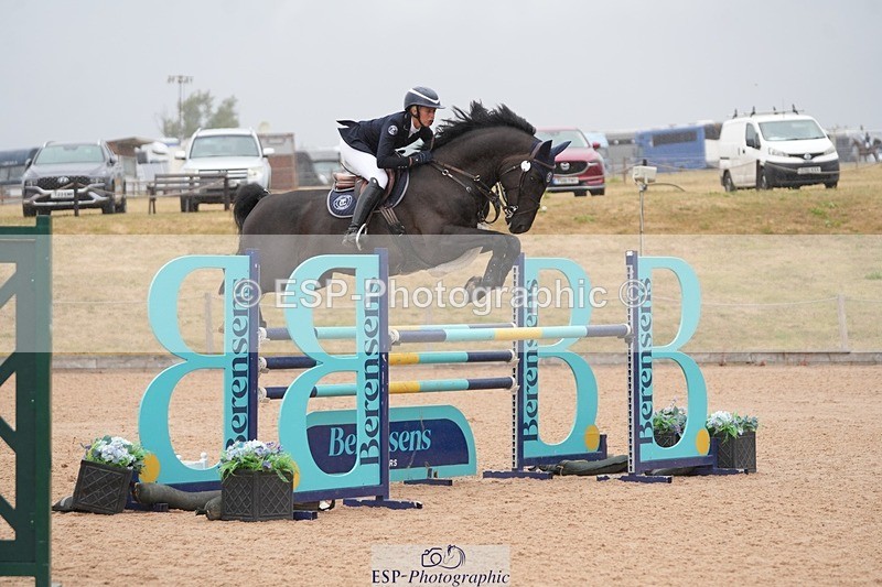260730-121744-01916 - Cls 2 Foxhunter