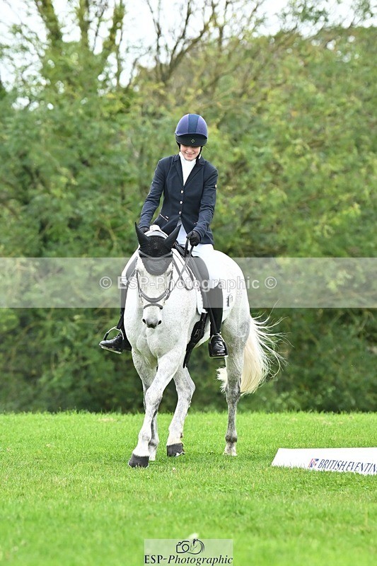 241024-122758-02747 - 326-Eloise.Hawtin-TULLIBARDS.CLONEENAGH.TED