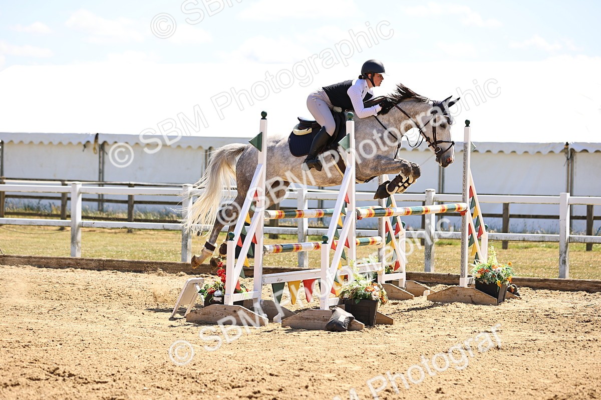 SBM_014904 - Class 15 - Senior Newcomers - 1.10m Open