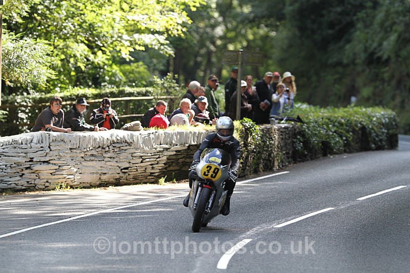 FOM_0976 - Classic TT Lap of honour