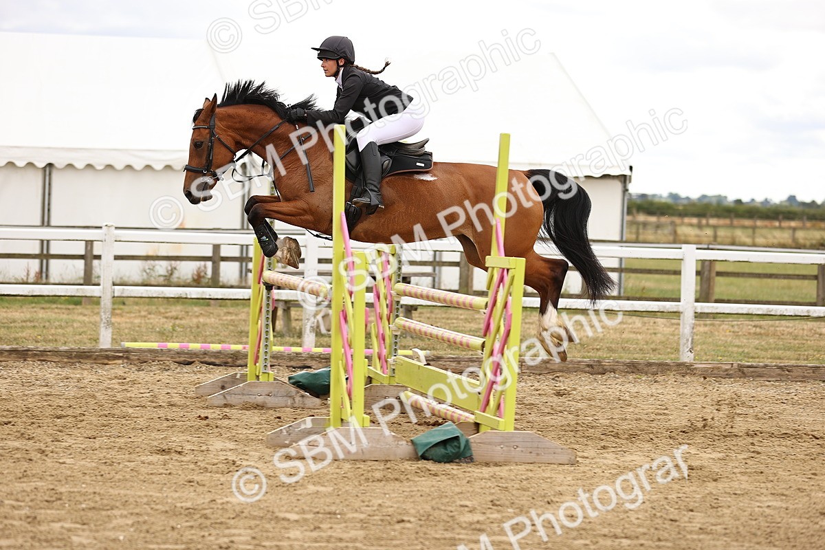 SBM_026910 - Class 13 - Senior Newcomers - 1.10m