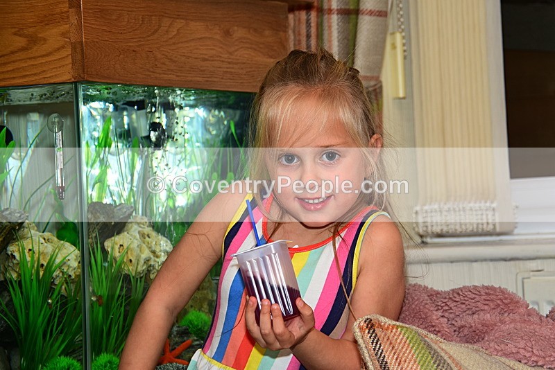 LEE-098 - Lee's 30th