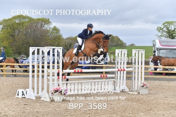 BPP_3589 - CLASS 18 SUN Senior Newcomers/ 1.10m Open