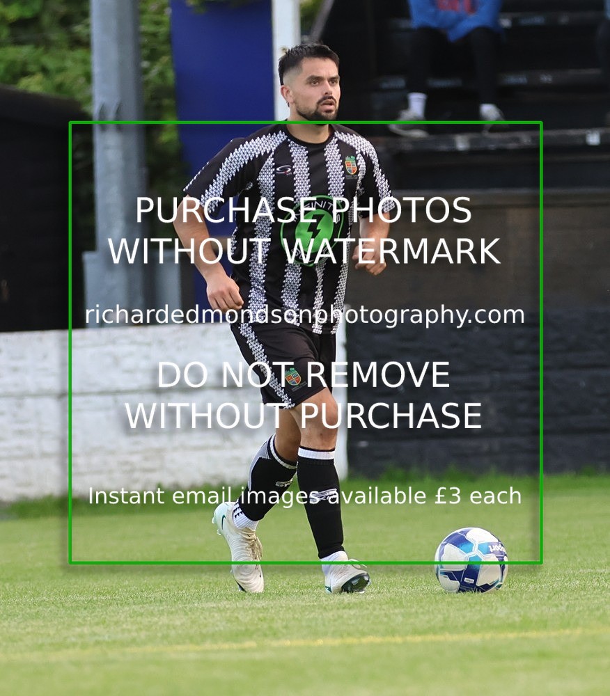 533A5561 - Kendal Town vs Kendal United