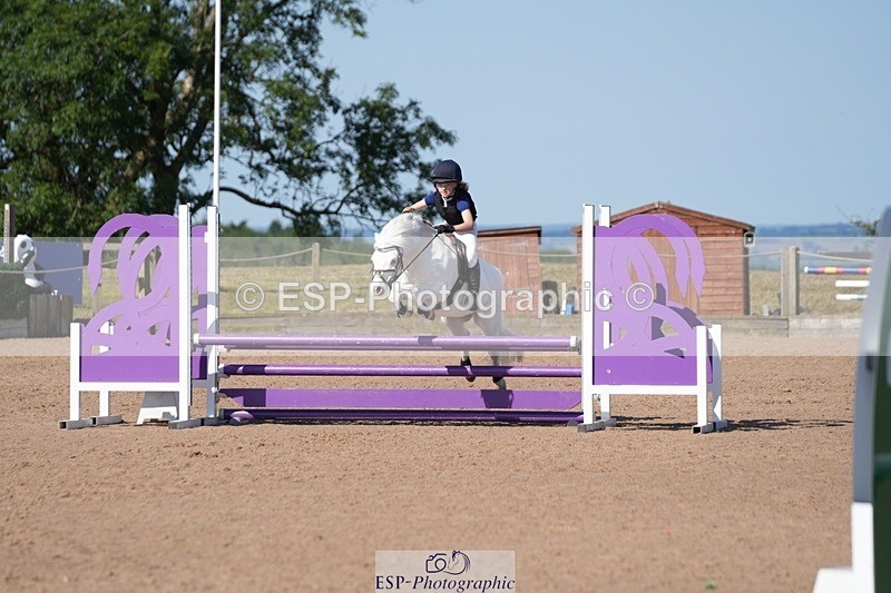 250712-093124-01132 - Cls 1 Pony Intro 70cm
