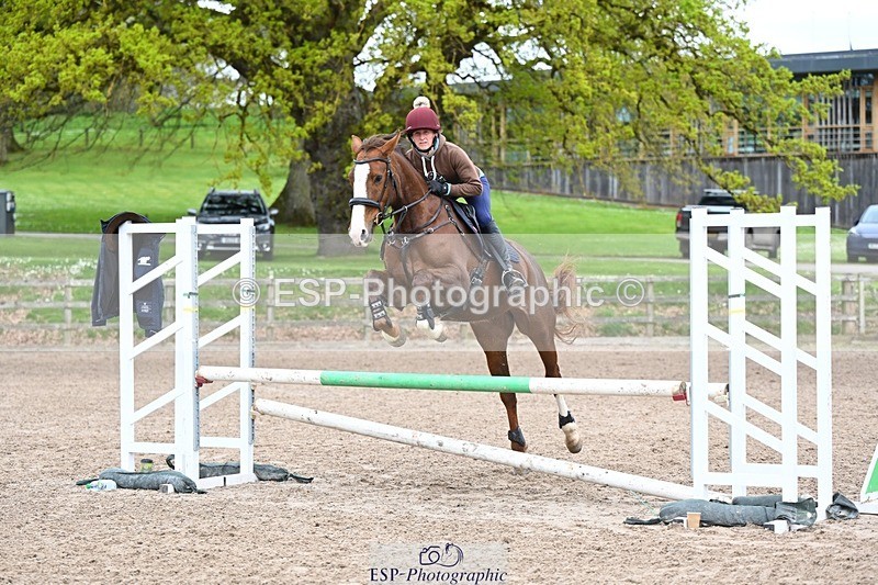 240411-143815-00496 - Group 3 SJ