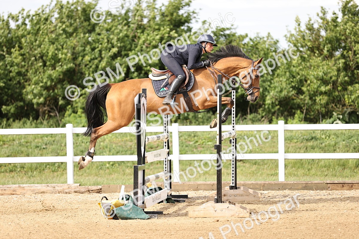 SBM_003555 - Class 13 - Senior Foxhunter - 1.20m