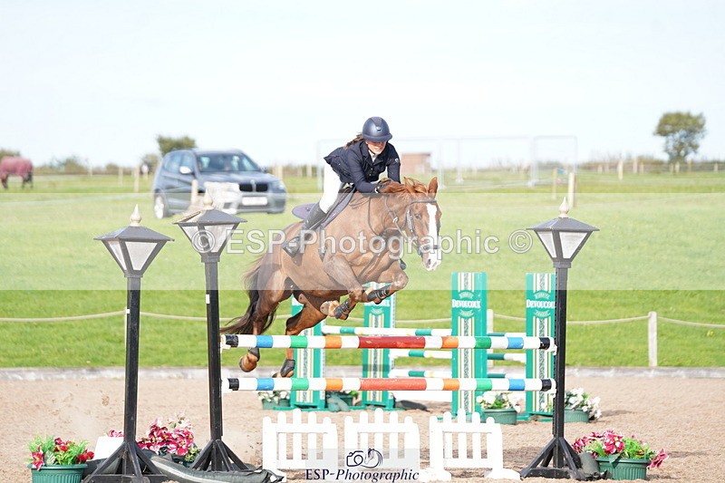 241005A-161134-05168 - SAT Cls 12 Snr Fox & 1.20m Open